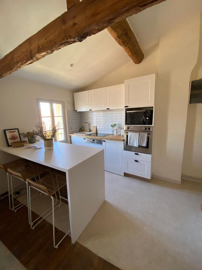 Apartment With Mediterranean Charm In The Heart Of The Provencal Market Antibes Exterior photo